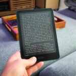 Kindle update allows page turns without touching the screen