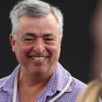 Cue: Apple will add AI search in mobile Safari, challenging Google