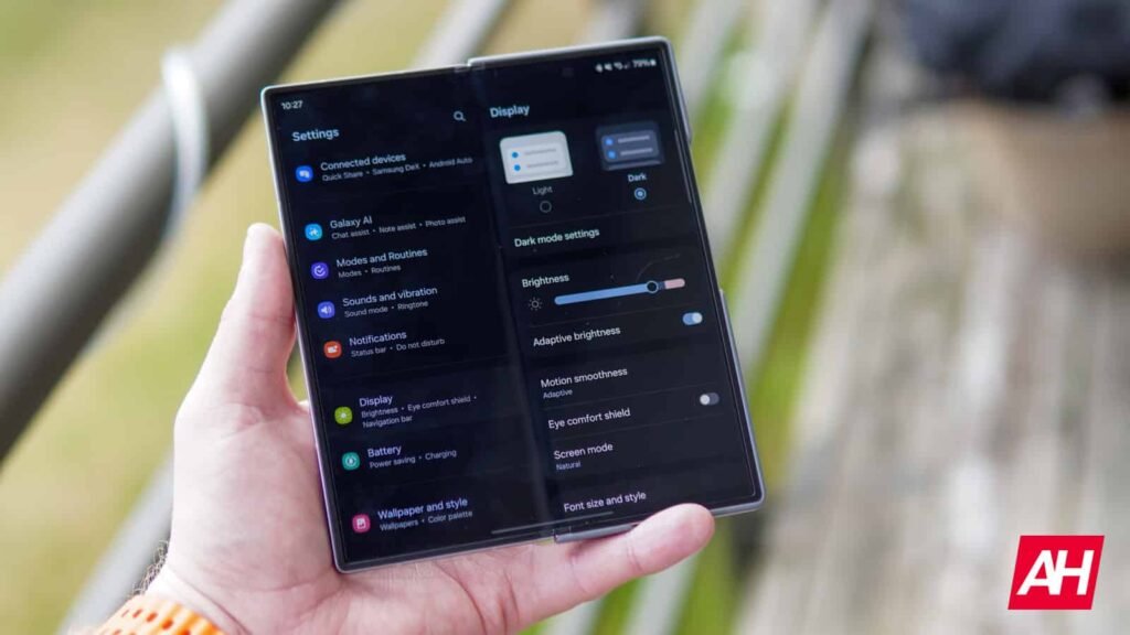 Galaxy Z Fold 7’s Inner Display Will Have Razor-Thin Bezels