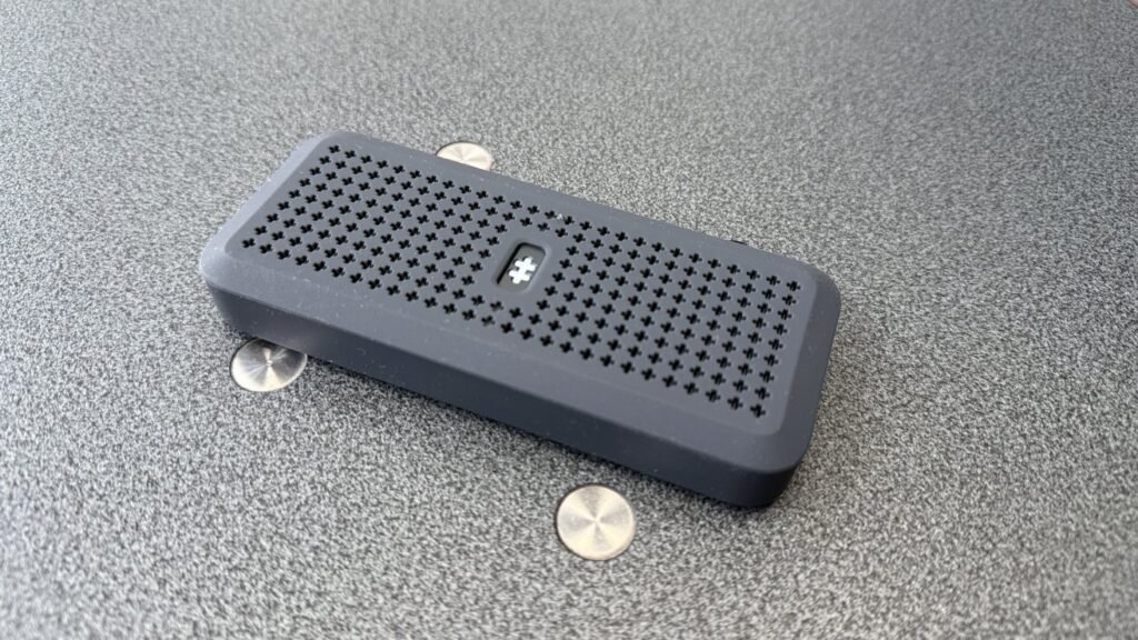 Hyperdrive USB4 SSD Enclosure review: specs, performance, cost