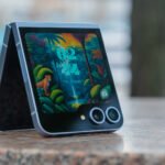 One UI 8 could fix Now Bar oversight on Flip foldables