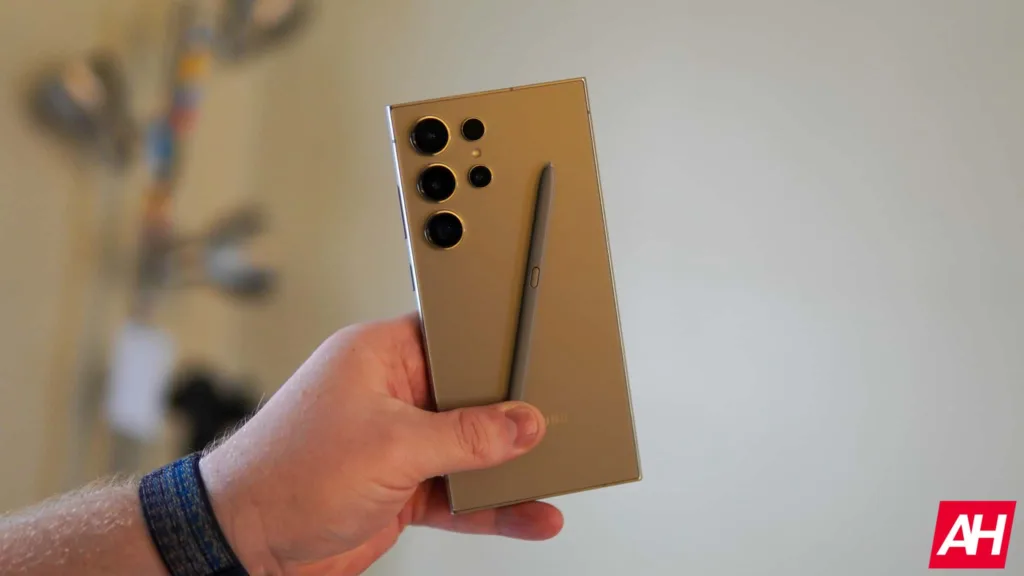 Samsung Galaxy S24 Ultra Size