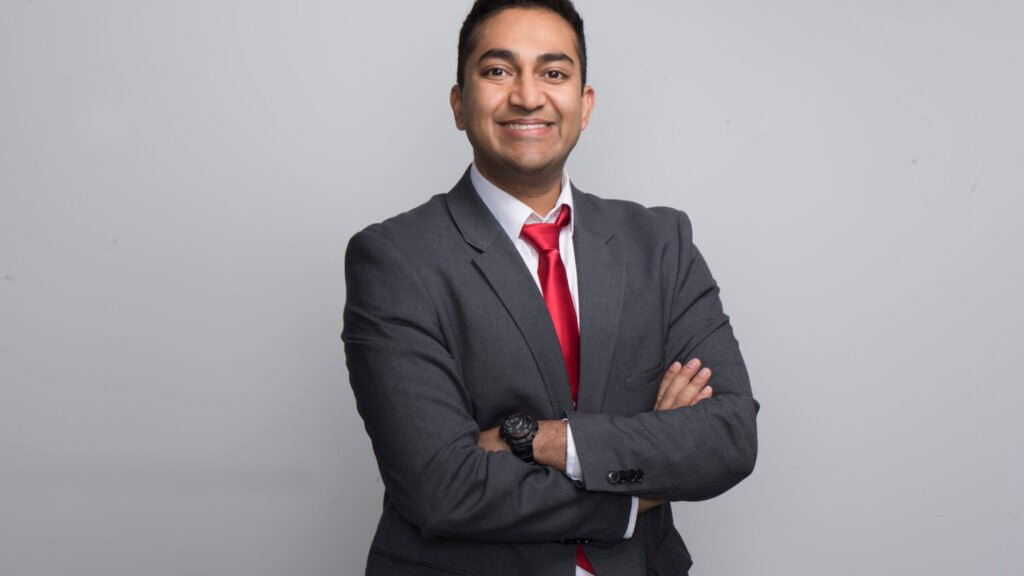 Trump admin picks COVID critic to be top FDA vaccine regulator